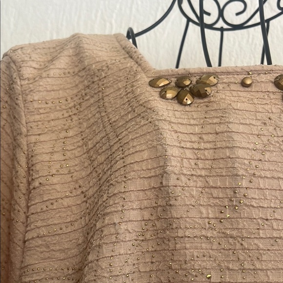 XL Elegant Beige Embellished Women's Top - Picture 5 of 9